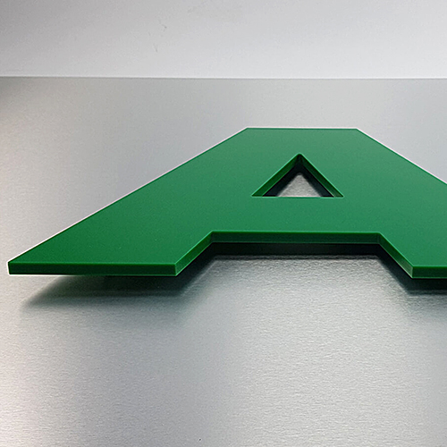 3D-Fräs-Buchstaben-Logo_Werbetechnik